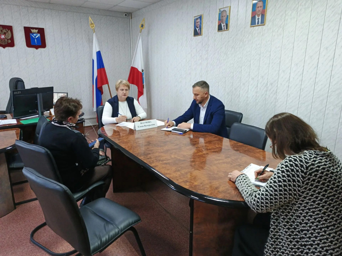 Глава района Елена Наумова провела очередной приём граждан