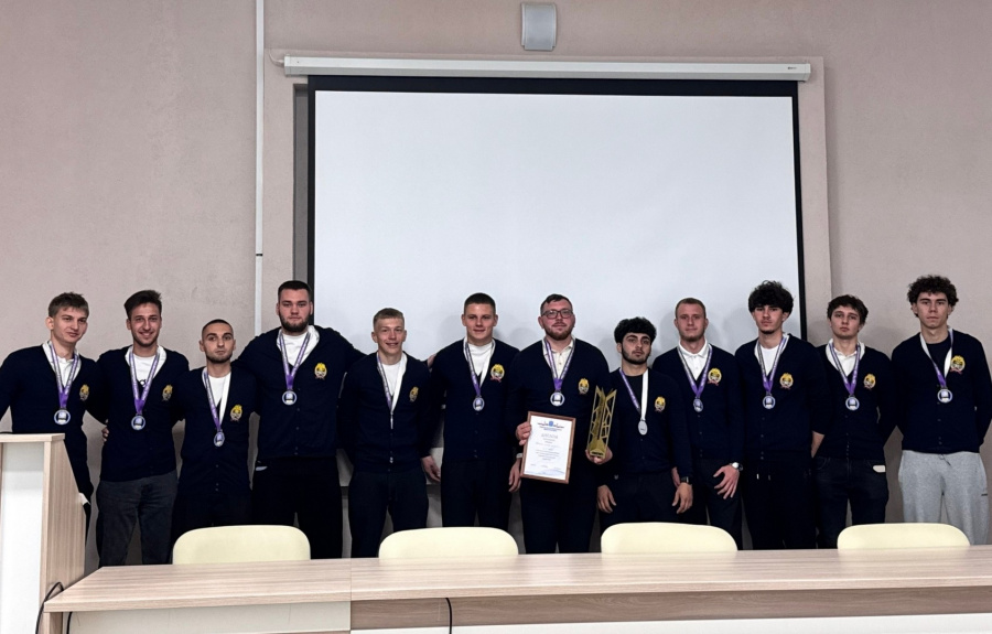 Футбольная команда ПИУ РАНХиГС стала чемпионом Саратовской областной студенческой футбольной лиги Футбольная команда ПИУ РАНХиГС стала чемпионом Саратовской областной студенческой футбольной лиги