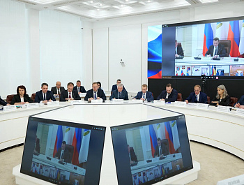 Губернатор Роман Бусаргин провел постоянно действующее совещание с заместителями председателя правительства, министрами, а также главами районов